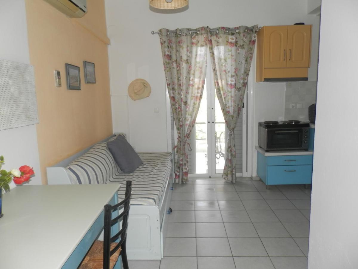 Silvi Mari Apartments بلاتانيز المظهر الخارجي الصورة