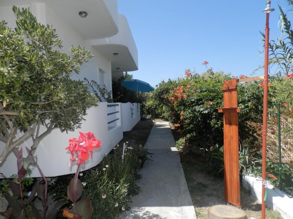 Silvi Mari Apartments بلاتانيز المظهر الخارجي الصورة