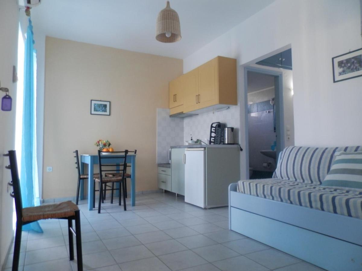 Silvi Mari Apartments بلاتانيز المظهر الخارجي الصورة