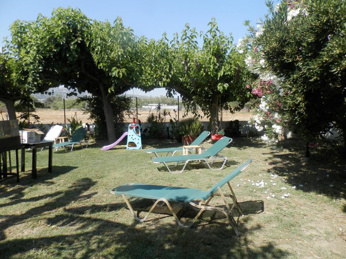 Silvi Mari Apartments بلاتانيز المظهر الخارجي الصورة