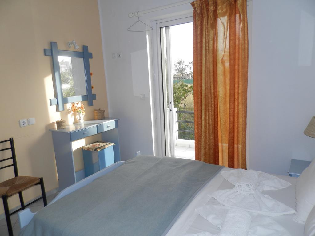 Silvi Mari Apartments بلاتانيز المظهر الخارجي الصورة