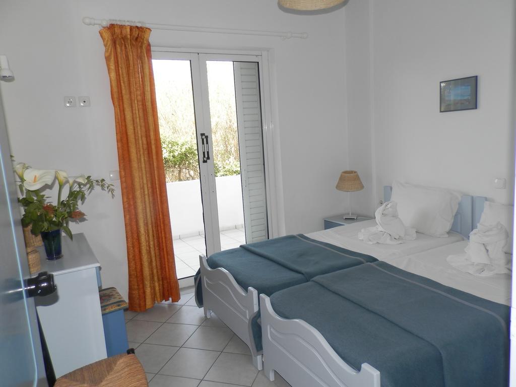 Silvi Mari Apartments بلاتانيز المظهر الخارجي الصورة