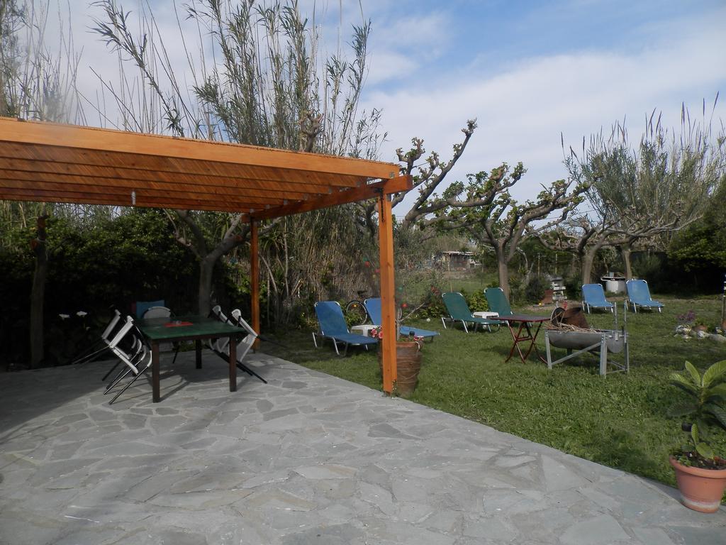 Silvi Mari Apartments بلاتانيز المظهر الخارجي الصورة